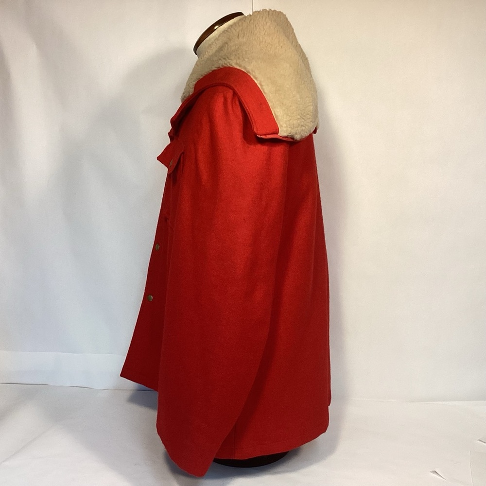 Vintage Woolrich Red Wool and Sherpa jacket split hood men’s size 46 - Picture 7 of 12